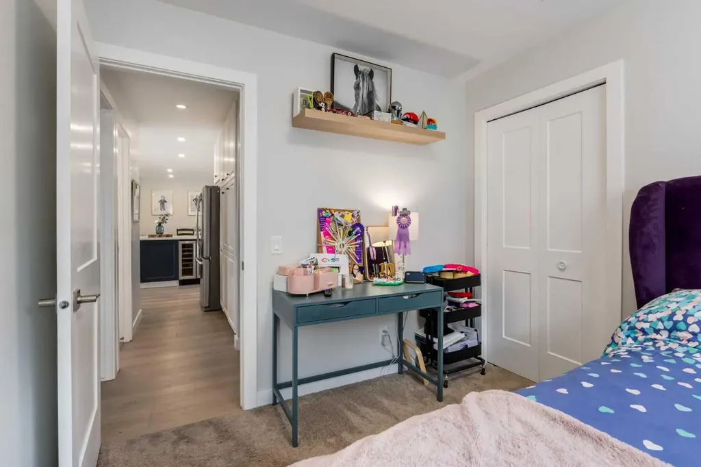 1324 Lake Sylvan Drive SE Calgary AB T2J 3C8
