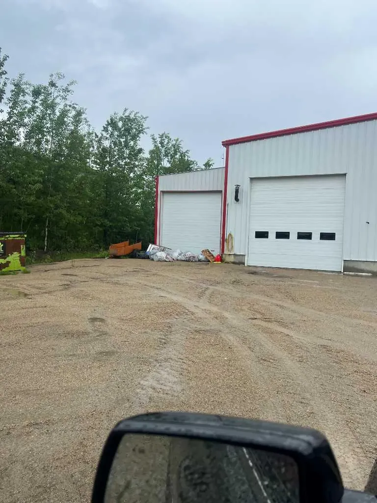 201 1 Street E Fox Creek AB T0H 1P0