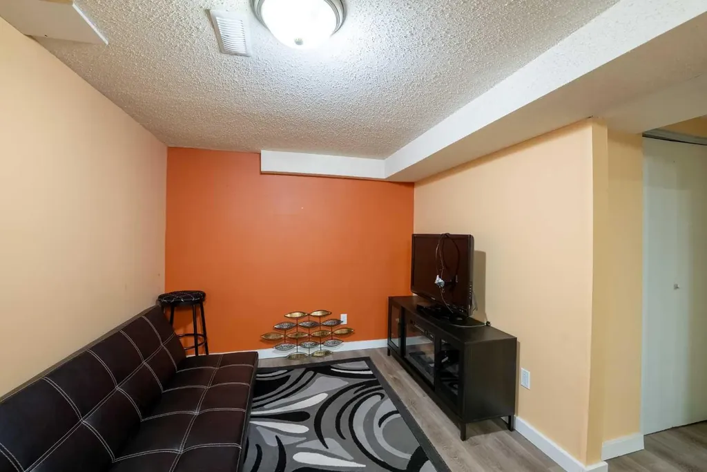 23 Dakota Road W Lethbridge AB T1K5L4