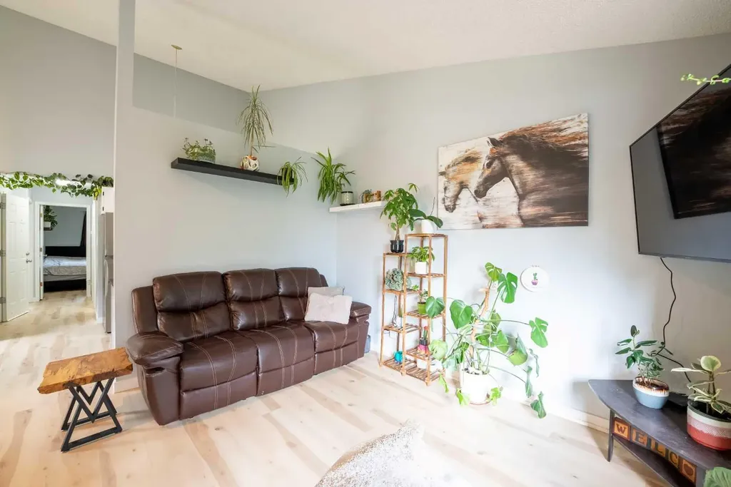 23 Dakota Road W Lethbridge AB T1K5L4