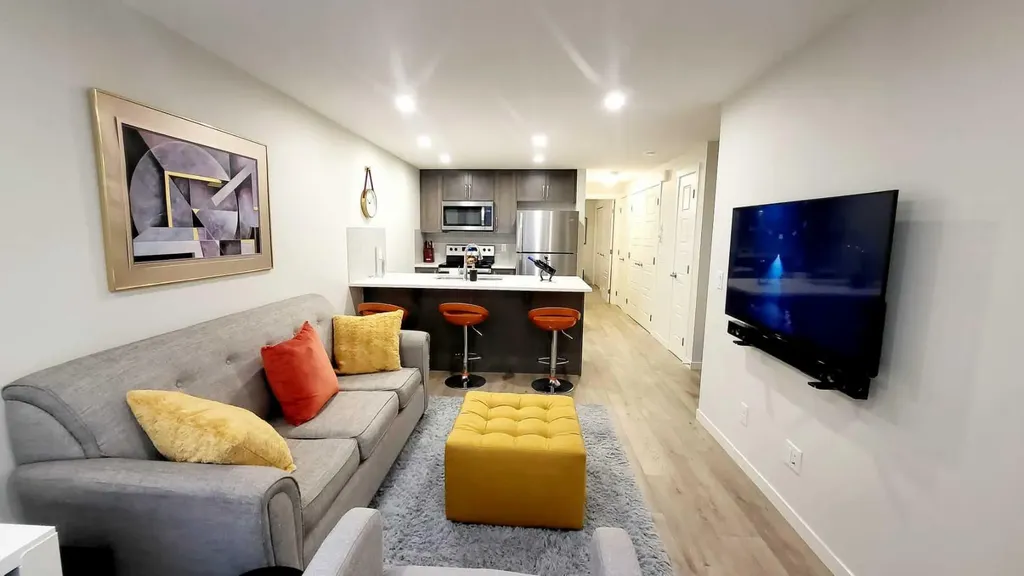 260 Rowley Way NW Calgary AB T3L 0H5