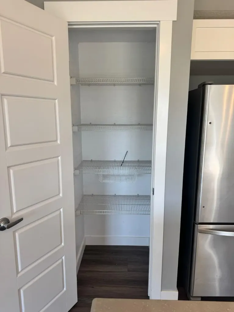 8453 101 Street Grande Prairie AB T8X 0R1