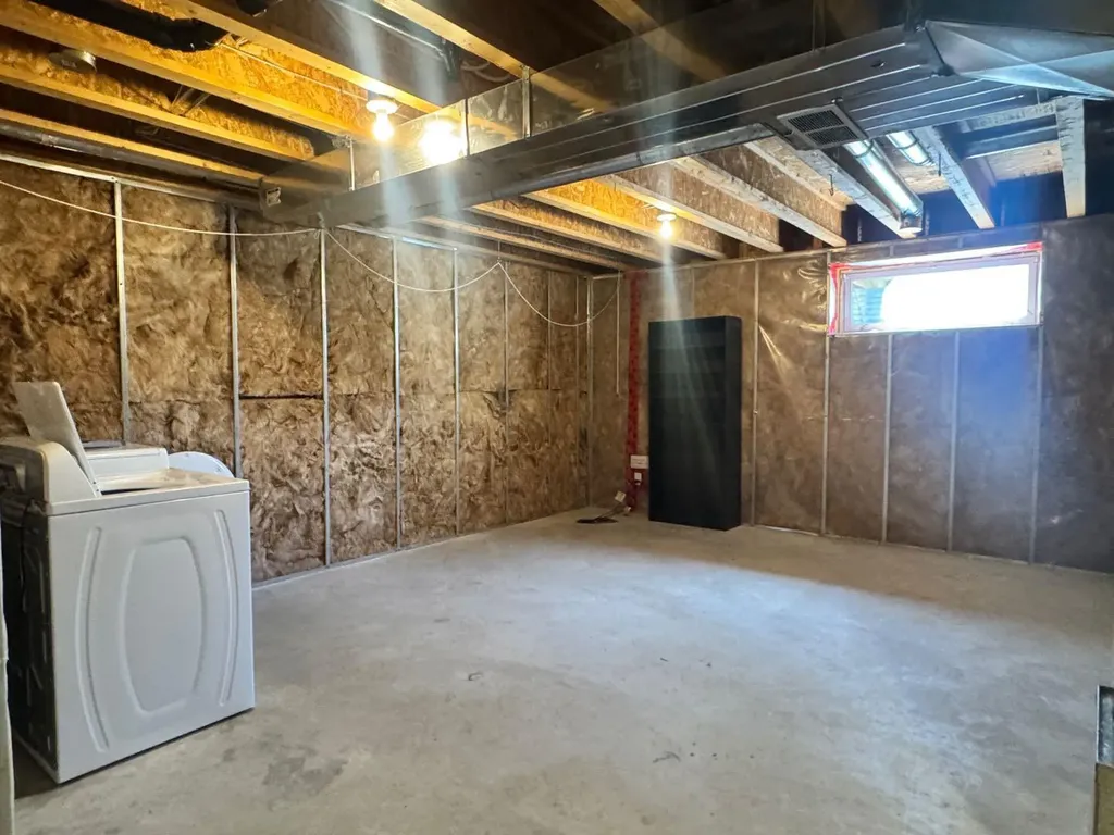 8453 101 Street Grande Prairie AB T8X 0R1