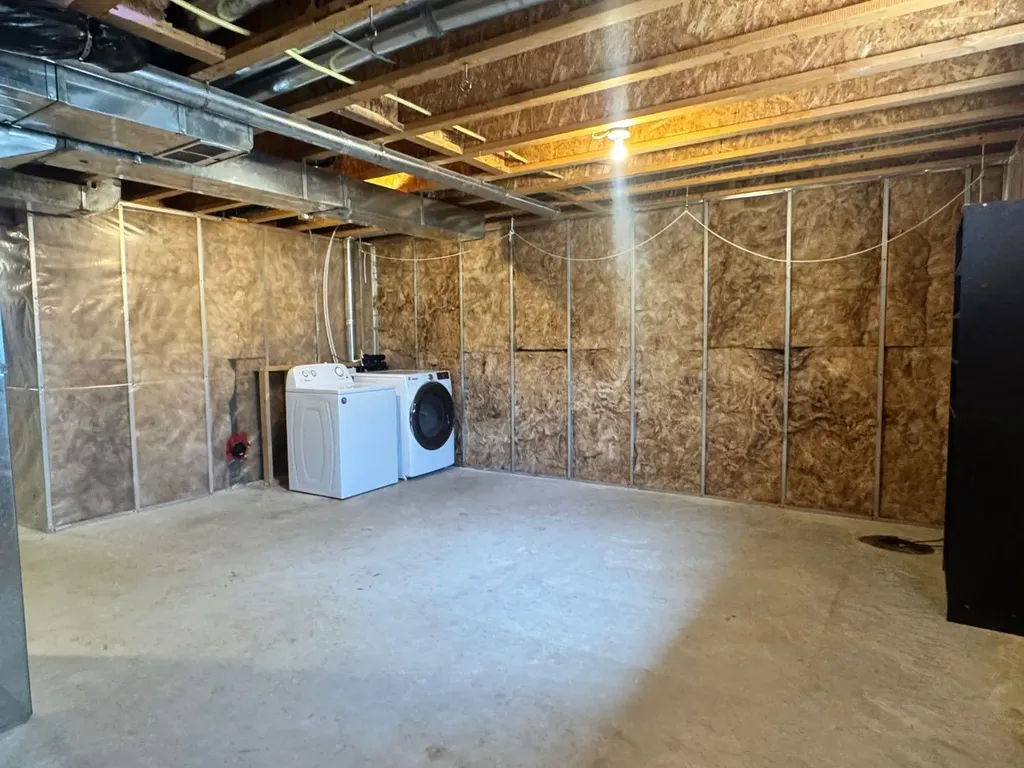 8453 101 Street Grande Prairie AB T8X 0R1
