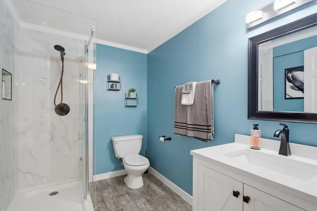 109 Canoe Square SW Airdrie AB T4B2N7