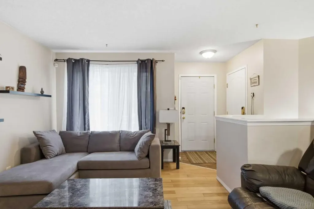 109 Canoe Square SW Airdrie AB T4B2N7