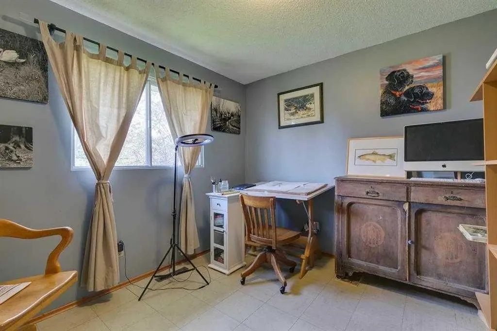 6140 Dalmarnock Crescent NW Calgary AB T3A 1H2