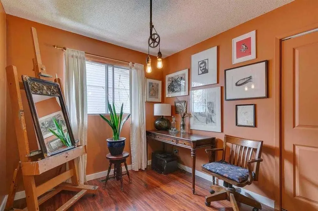 6140 Dalmarnock Crescent NW Calgary AB T3A 1H2