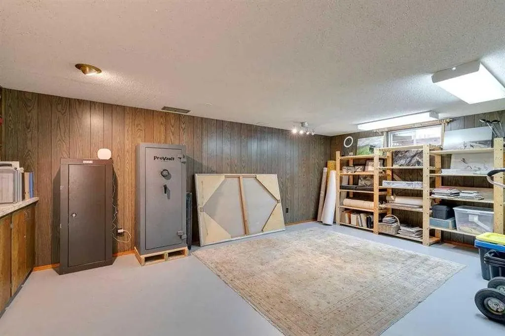 6140 Dalmarnock Crescent NW Calgary AB T3A 1H2