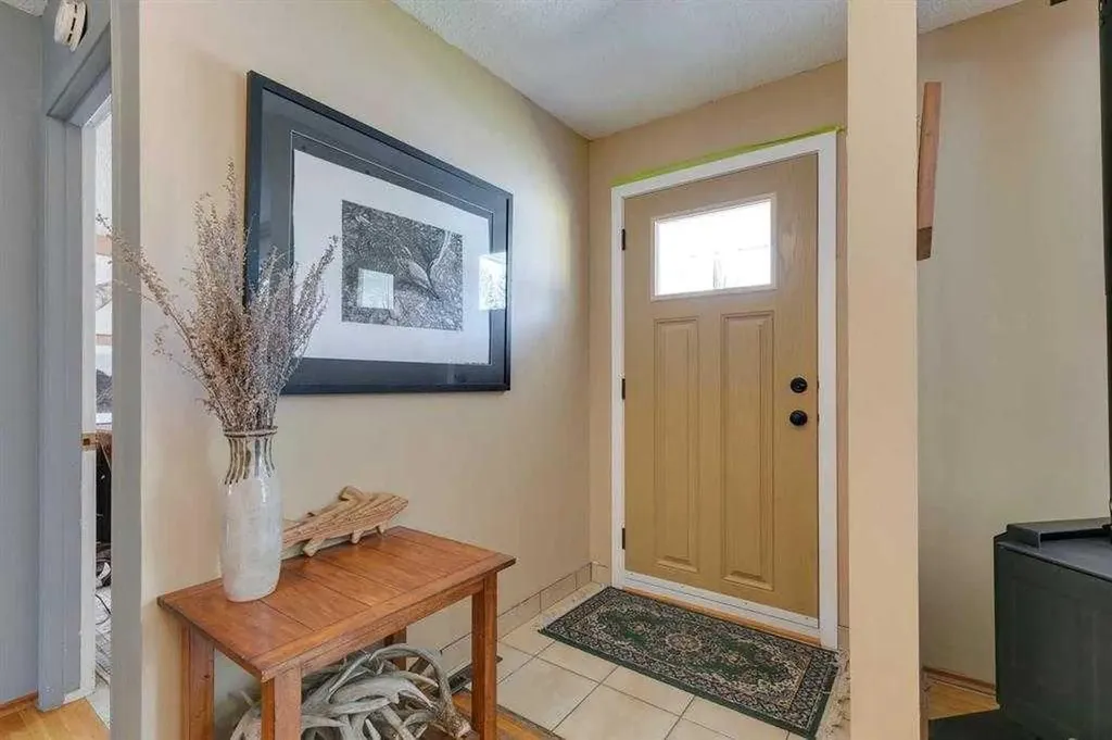 6140 Dalmarnock Crescent NW Calgary AB T3A 1H2