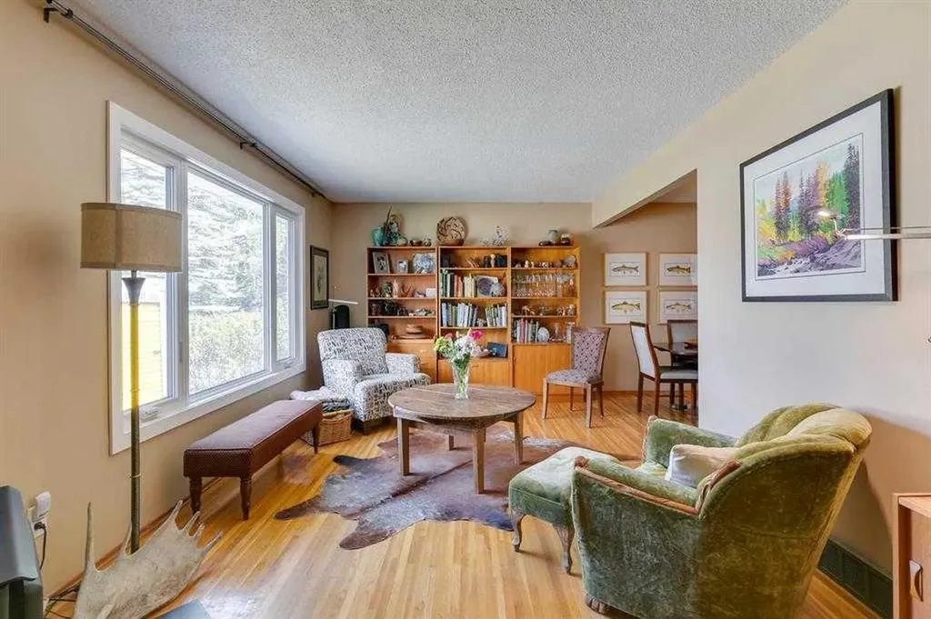 6140 Dalmarnock Crescent NW Calgary AB T3A 1H2