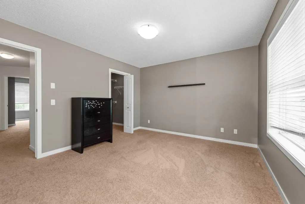 238 Skyview Point Road NE Calgary AB T3N0K6