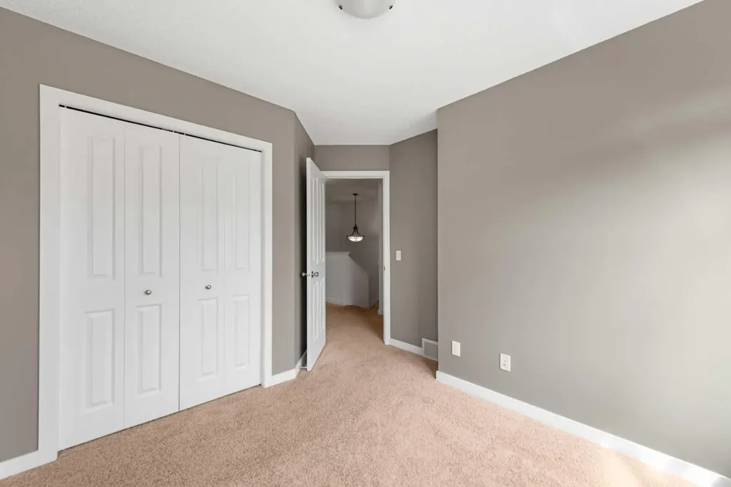238 Skyview Point Road NE Calgary AB T3N0K6