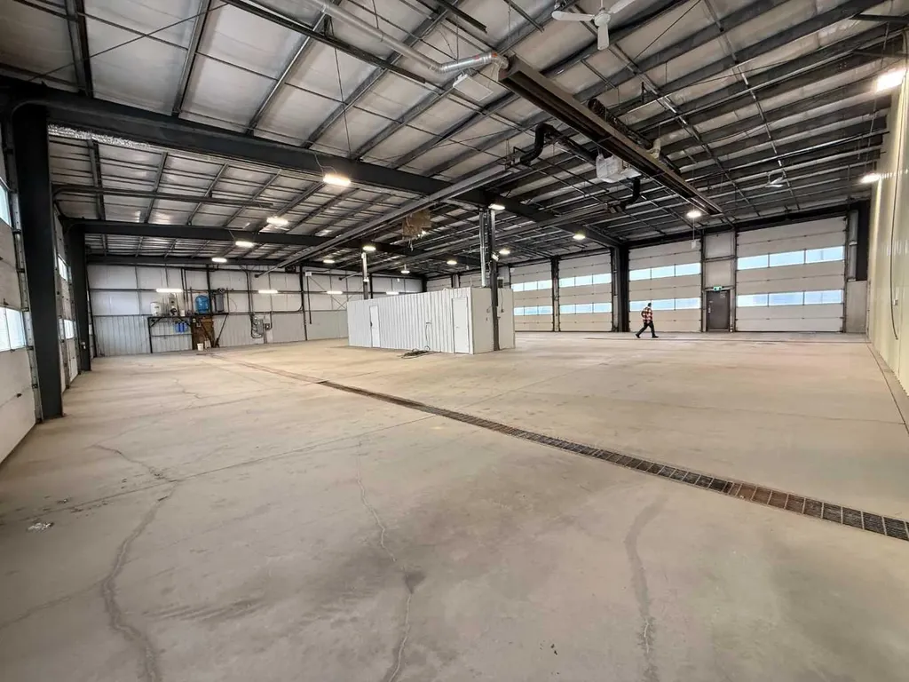 2 Van Der Horn Way Rural Red Deer County AB T4S 2M4