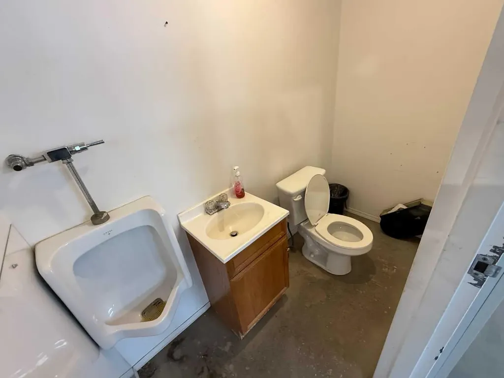 2 Van Der Horn Way Rural Red Deer County AB T4S 2M4