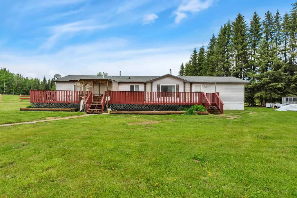 432003 Highway 22 Rural Clearwater County AB T4T 1B5