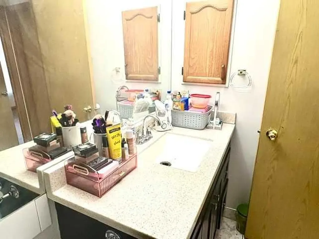 6934 Laguna Way NE Calgary AB T1Y 6W2