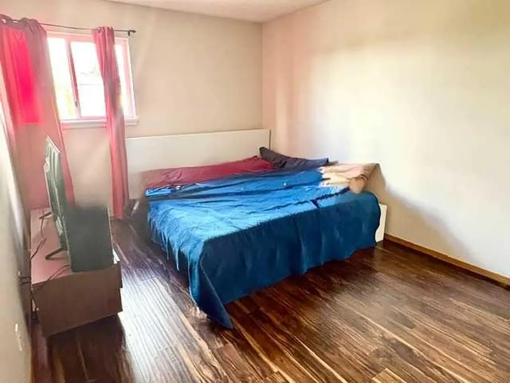 6934 Laguna Way NE Calgary AB T1Y 6W2