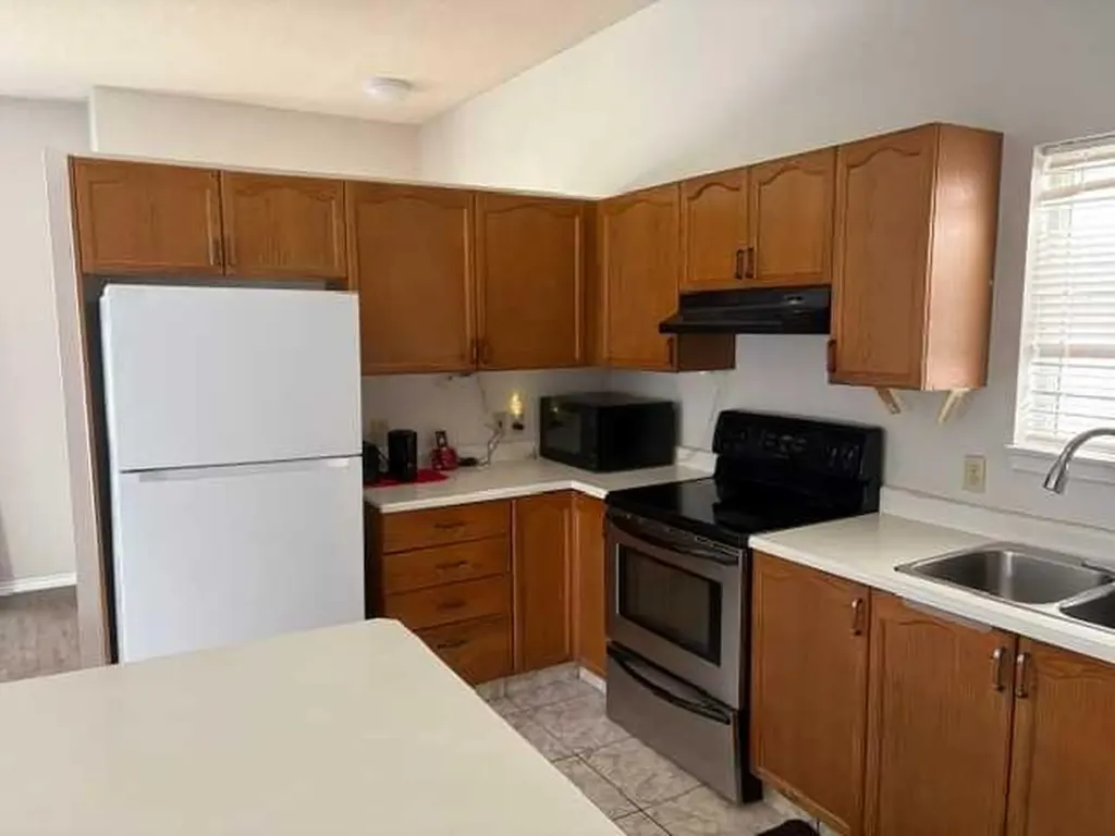 6934 Laguna Way NE Calgary AB T1Y 6W2