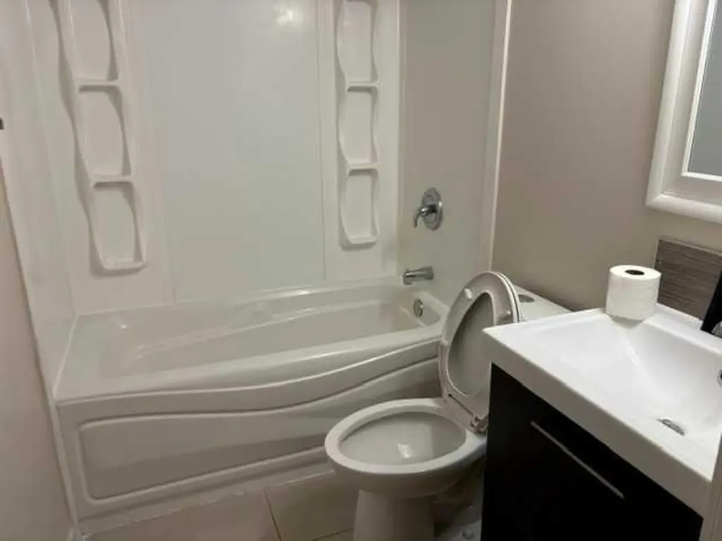 6934 Laguna Way NE Calgary AB T1Y 6W2