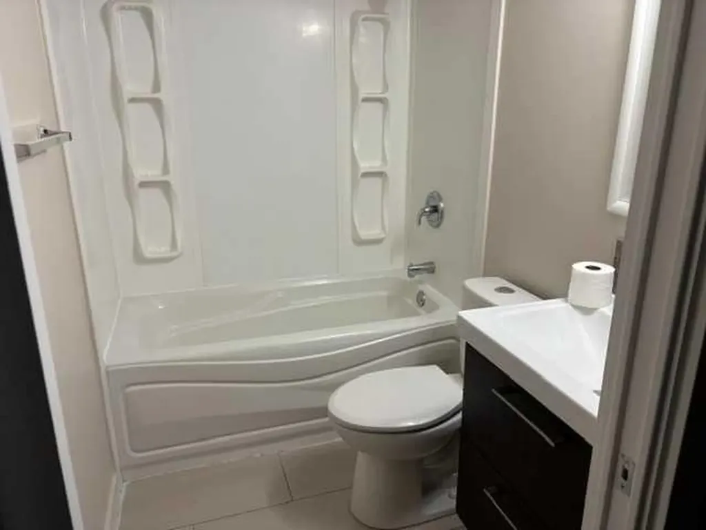 6934 Laguna Way NE Calgary AB T1Y 6W2