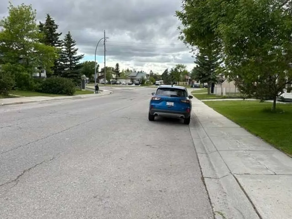 6934 Laguna Way NE Calgary AB T1Y 6W2
