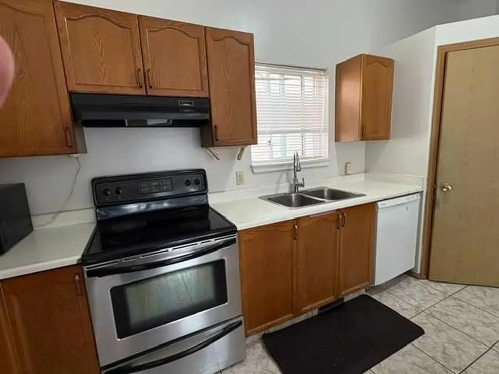 6934 Laguna Way NE Calgary AB T1Y 6W2