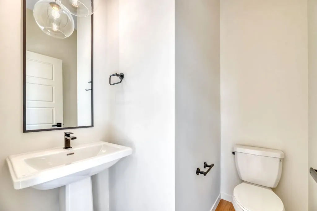 244 Marmot Grove NW Calgary AB T3R 2J5