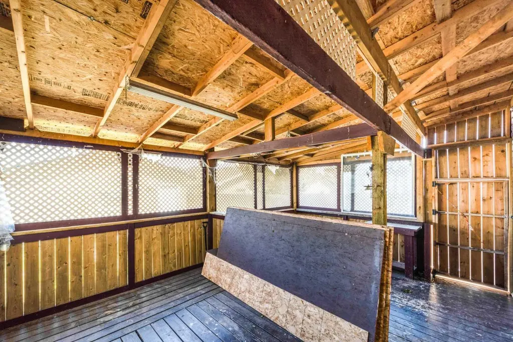 177 Taralea Green NE Calgary AB T3J 4Y4