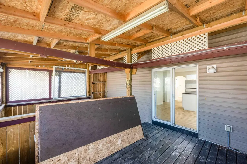177 Taralea Green NE Calgary AB T3J 4Y4