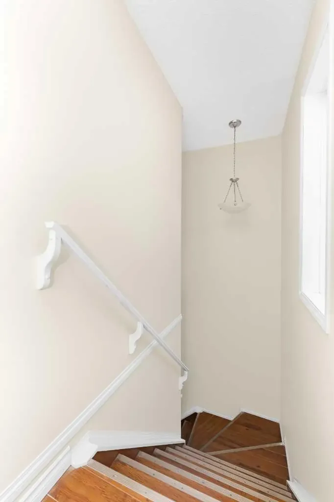 177 Taralea Green NE Calgary AB T3J 4Y4