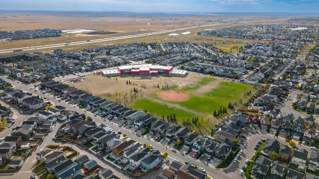 177 Taralea Green NE Calgary AB T3J 4Y4