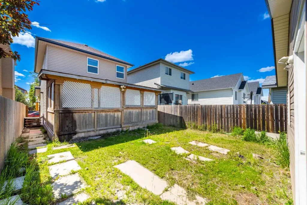 177 Taralea Green NE Calgary AB T3J 4Y4