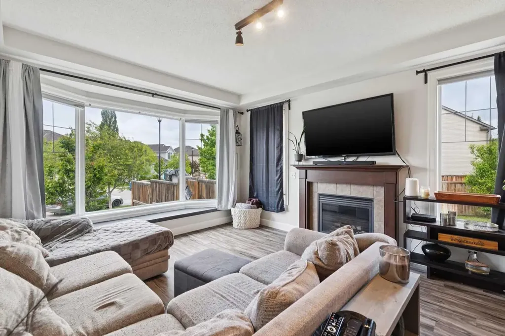 1200 Windhaven Close SW Airdrie AB T4B 0P4