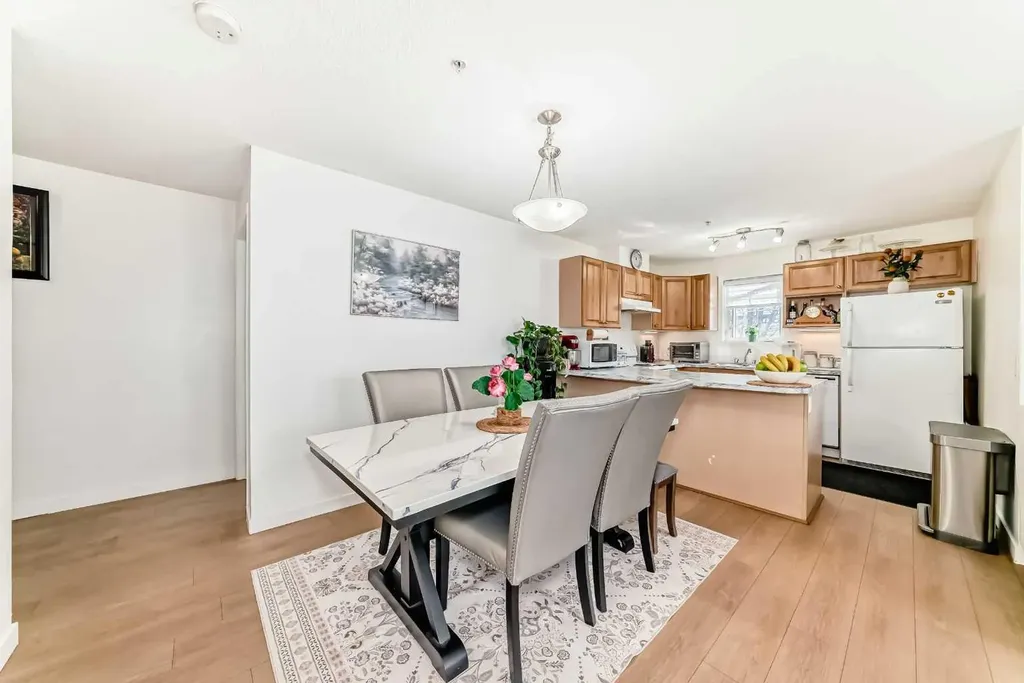 174 N Railway Street Okotoks AB T1S 0E2