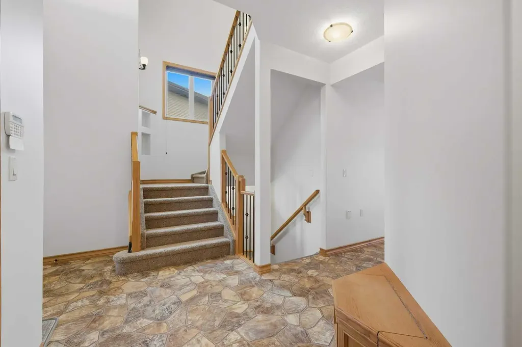 30 Lawson Close Red Deer AB T4R 0H4
