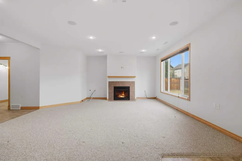 30 Lawson Close Red Deer AB T4R 0H4