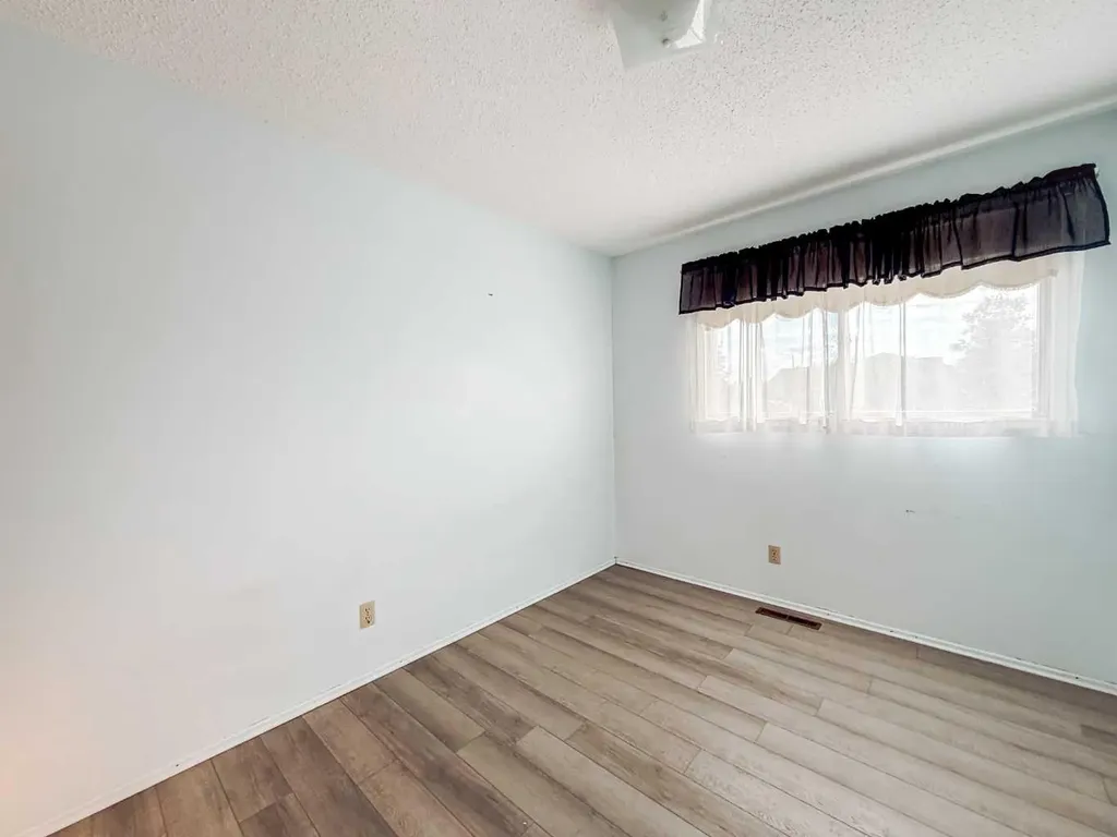 4603 54 Street Rycroft AB T0H 3A0