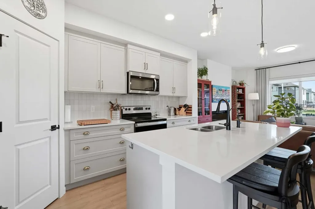 66 Fireside Street Cochrane AB T4C 3C9
