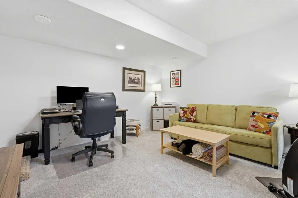 66 Fireside Street Cochrane AB T4C 3C9