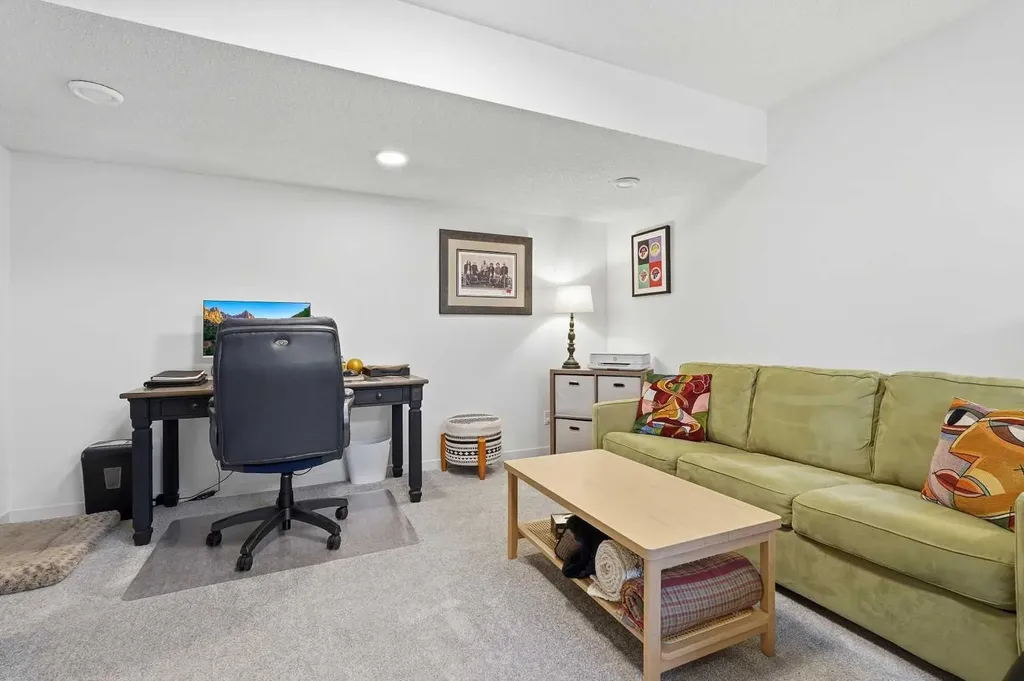 66 Fireside Street Cochrane AB T4C 3C9