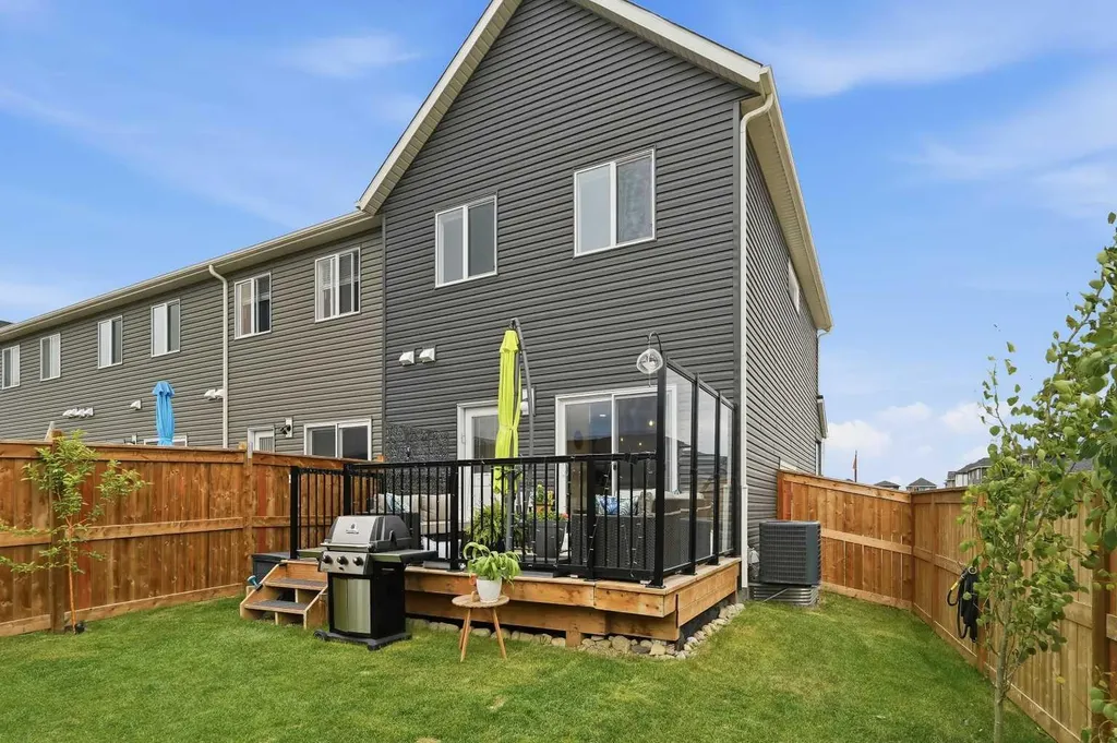66 Fireside Street Cochrane AB T4C 3C9
