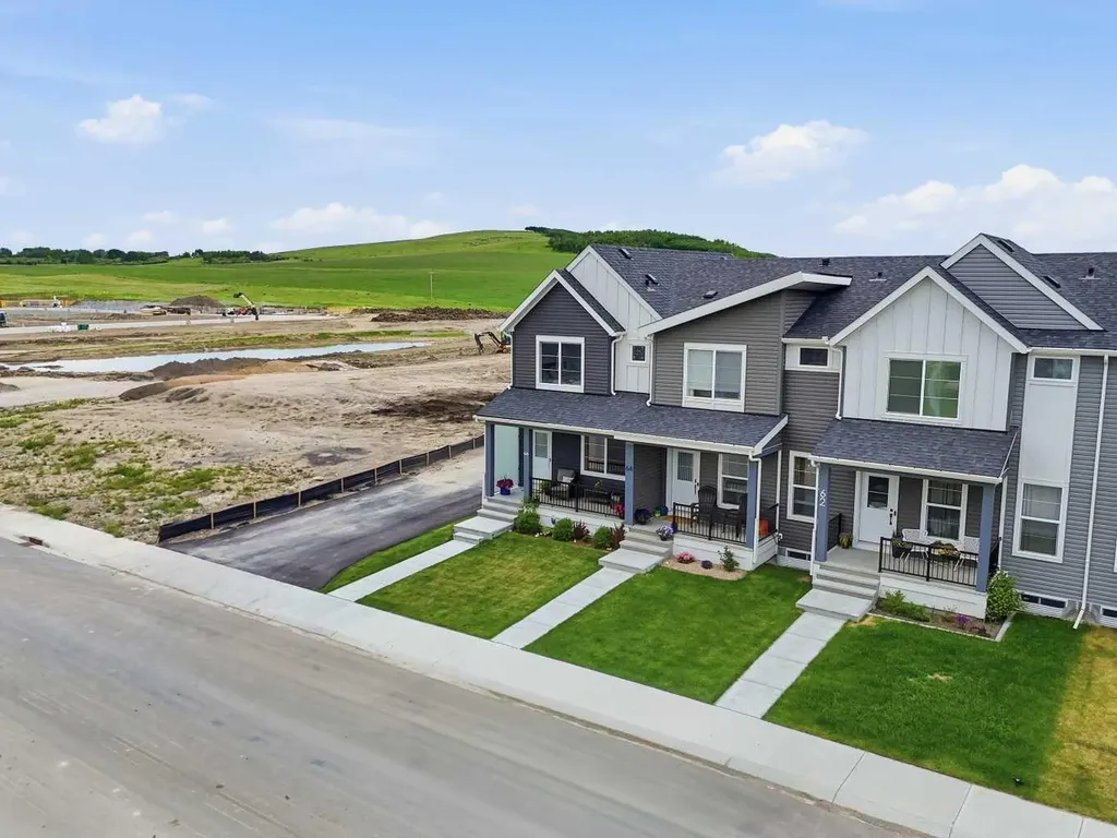 66 Fireside Street Cochrane AB T4C 3C9