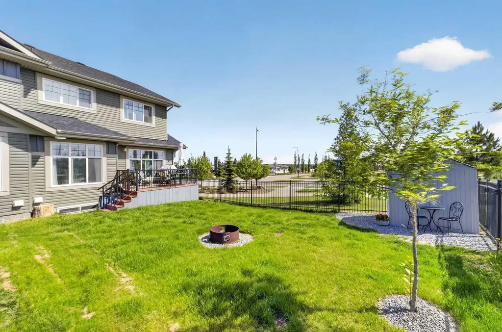 6 Springfield Boulevard Sylvan Lake AB T4S 0S5
