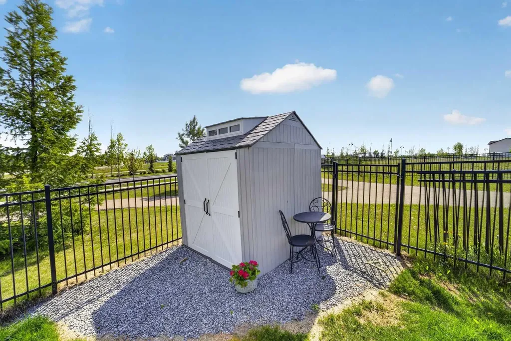 6 Springfield Boulevard Sylvan Lake AB T4S 0S5