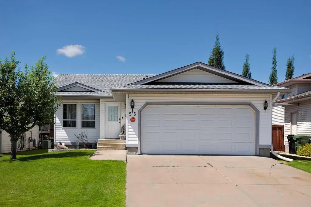 55 Edgewood Drive Camrose AB T4V 4Z3