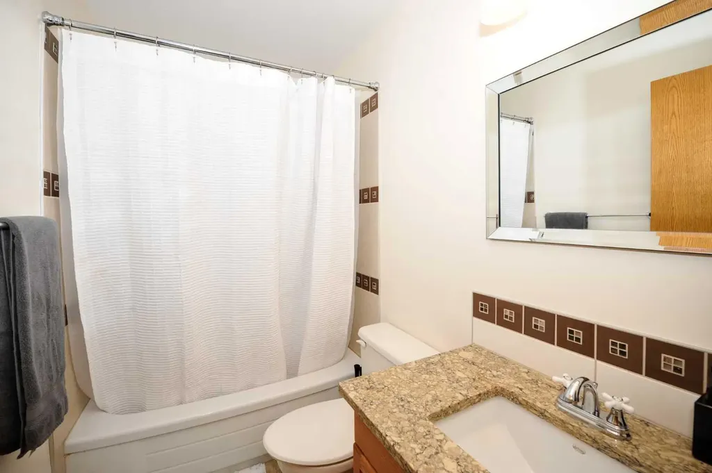 55 Edgewood Drive Camrose AB T4V 4Z3