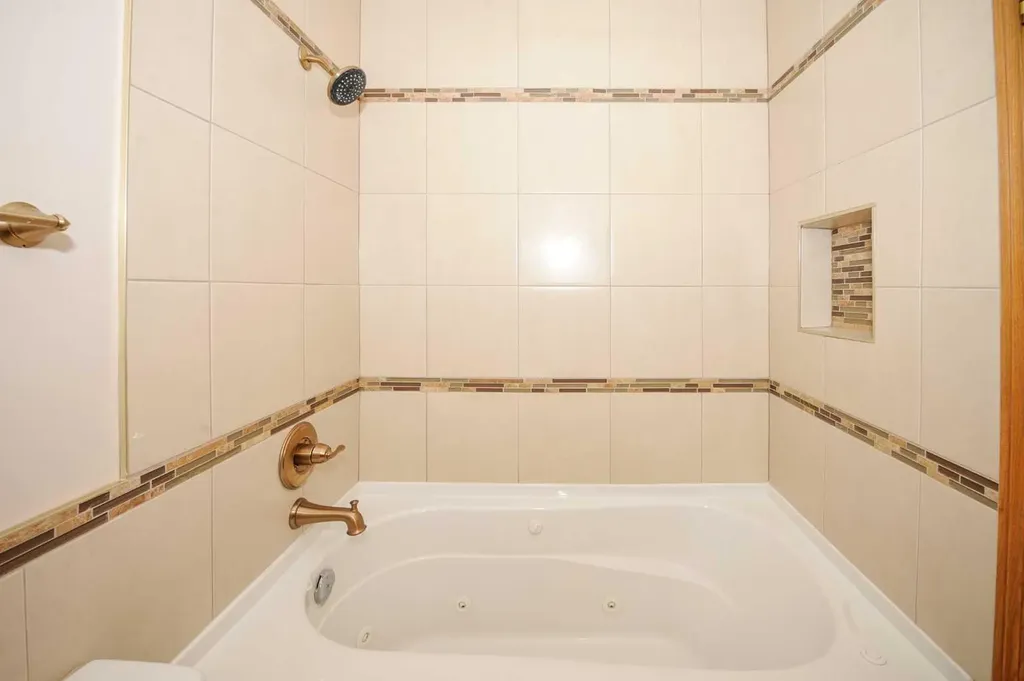 55 Edgewood Drive Camrose AB T4V 4Z3