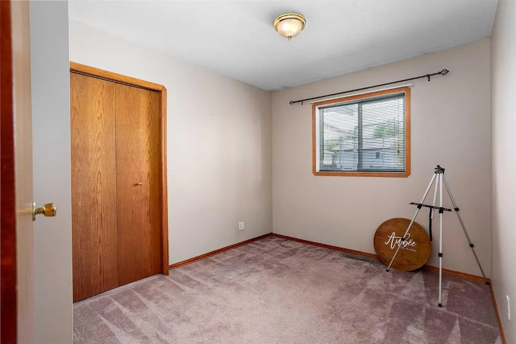 55 Edgewood Drive Camrose AB T4V 4Z3