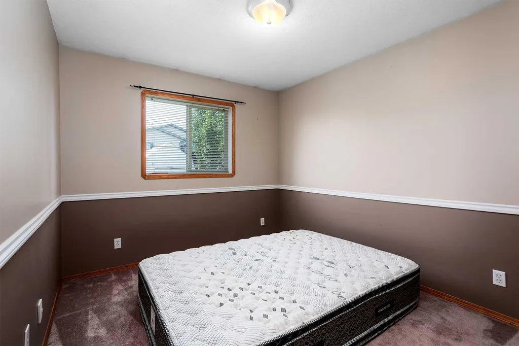 55 Edgewood Drive Camrose AB T4V 4Z3